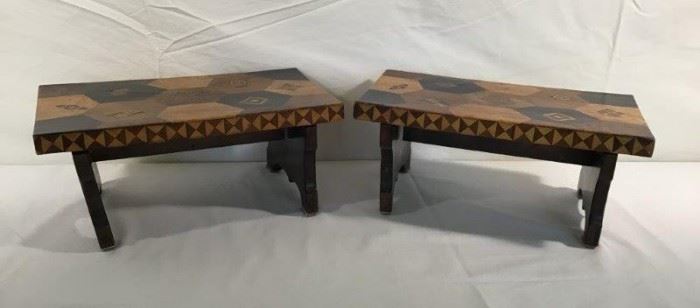 Antique Pair of Japanese Stands      http://www.ctonlineauctions.com/detail.asp?id=747891