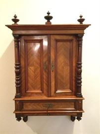 Antique Mahogany Wall Cabinet        http://www.ctonlineauctions.com/detail.asp?id=747918