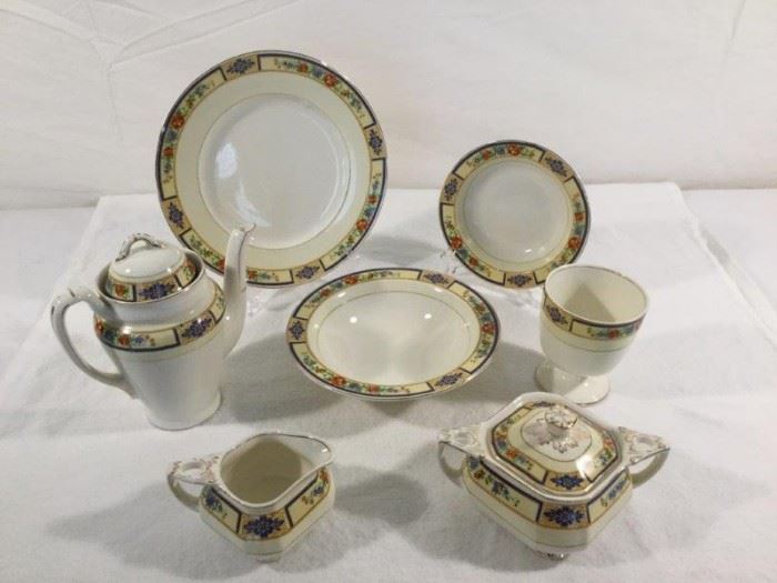  W.H. Grindley English Breakfast Set      http://www.ctonlineauctions.com/detail.asp?id=747929