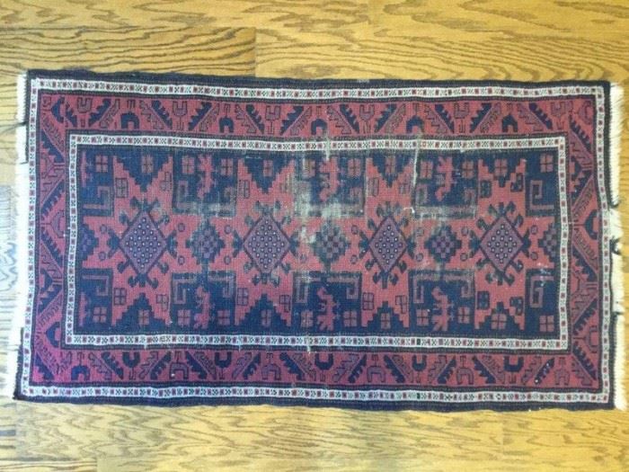 Balouch Rug       http://www.ctonlineauctions.com/detail.asp?id=747994