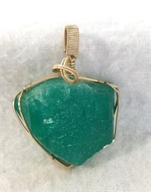  18 Karat Gold & Emerald Pendant http://www.ctonlineauctions.com/detail.asp?id=748041
