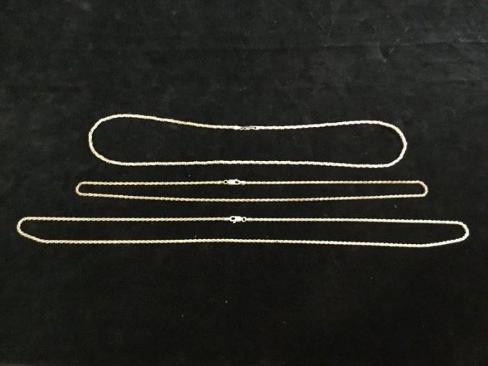 Three Sterling Silver Necklaces      http://www.ctonlineauctions.com/detail.asp?id=748092