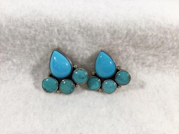 Sterling Silver and Turquoise Earrings  http://www.ctonlineauctions.com/detail.asp?id=748103