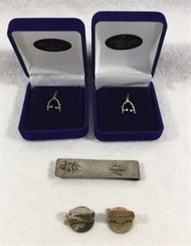  Five Sterling Silver Pieces    http://www.ctonlineauctions.com/detail.asp?id=748127