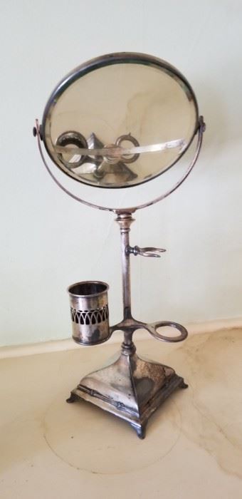 gentleman's shaving mirror
