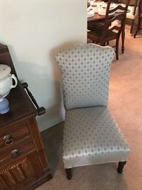 Nice size for a accent chair!