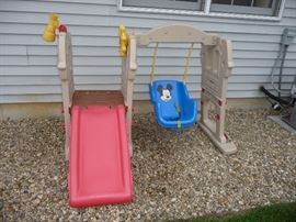 kids swing set 