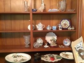 Glass, china, Lladro,Andrea Sadek parakeet, opalescent glass dish, Asian & Rnglish blue & white.