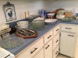 corningware, crockpot, pyrex, carving sets, glassware 