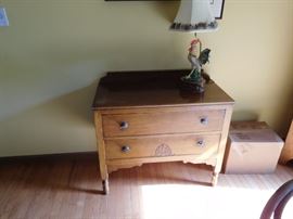 vintage  chest  and  rooster  lamp