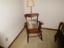 vintage  rocker,vintage  floor  lamp