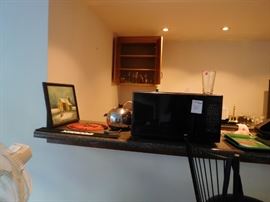 microwave,bar  items