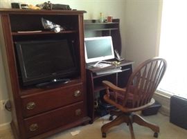 Flat screen TV 
very nice TV armoire 
very nice desk chair 
very nice computer desk 
computer flat screen monitor 
Key board 
mouse
hp printer 
paper shredder
