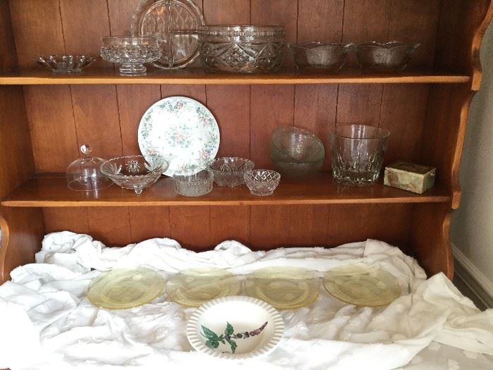 Decorative Glass and Dishes  http://www.ctonlineauctions.com/detail.asp?id=748336