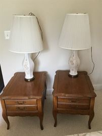  Vintage End Tables and Lamps            http://www.ctonlineauctions.com/detail.asp?id=748357