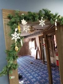 Garland with Lights and Assortment of Ornaments NE ...