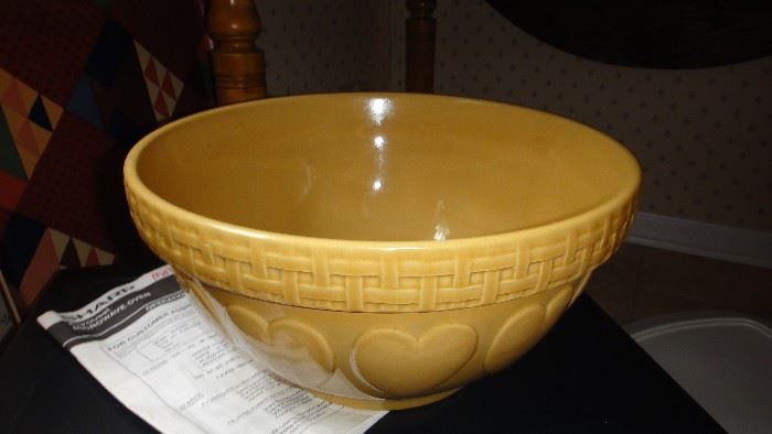 Primitive stoneware bowl 