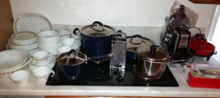 KitchenAid Cookware, Large Set Corelle