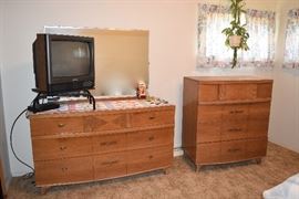 Kroehler bedroom set