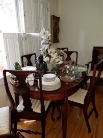 beautiful entertainment pieces.
