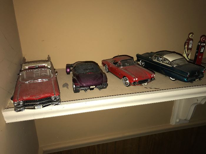 Large Danbury Mint car collection with boxes and COA's