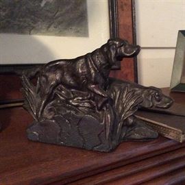 Bronze Dogs, bookends