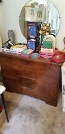 Awesome vintage dresser! Perfect as is or a great project piece!