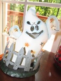 BOO!