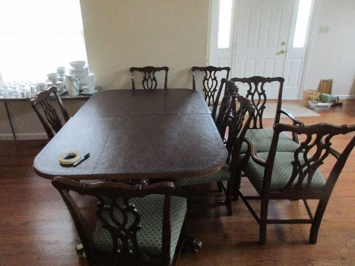 TABLE AND 8 CHAIRS