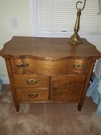 Vintage Vanity Dresser