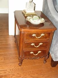 Mahogany end table/chest