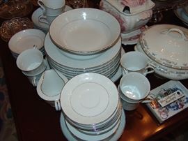 Set of platinum band china