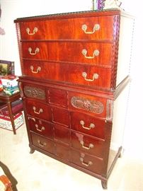 Mahogany chest on chest 