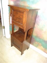  Small cabinet