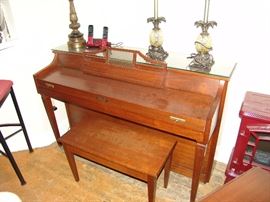 Baldwin spinet piano and stool