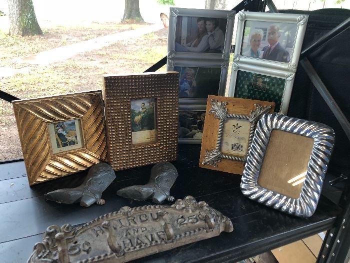 Tons of picture frames! 