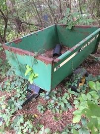 JOHN DEERE 15 UTILITY CART