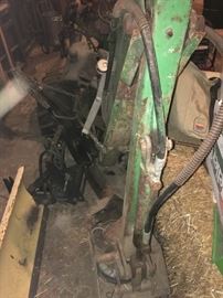 JOHN DEERE 400 LOADER TRACTOR