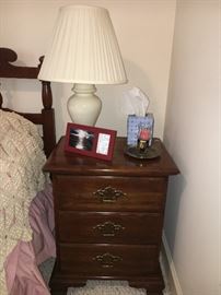 Vintage Young Hinkle mahogany bedroom group—full bed, dresser with mirror and one nightstand.