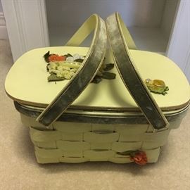 Vintage basket purse.