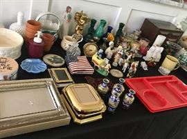 Tables full of glassware, decor and plain old interesting stuff.
