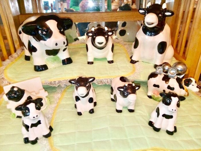 For the love of moo! Cows galore!  All priced separately: cookie jar, tea pot , cream sugar napkin holder spoon holder pitcher