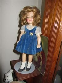 Huge Collection of Dolls- Madame Alexander, Shirley Temple, Effanbee to Antique