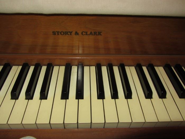 Story & Clark Upright Piano