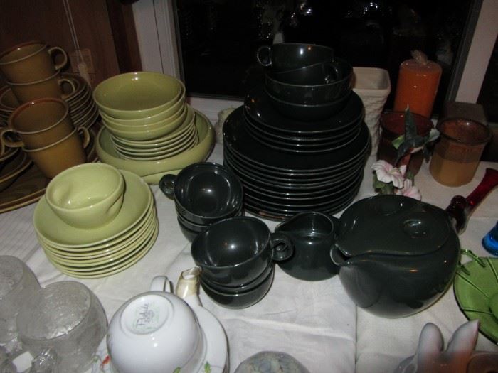 Russel Wright Iroquois Green Independence Stoneware, Longaberger Pottery & Dishware