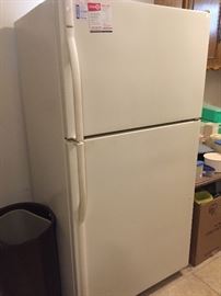 Refrigerator - Kenmore 