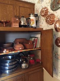 Copper molds, terracotta cooking pots