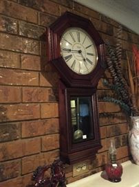 Wall clock, pendulum, Verichron Quartz, Westmster Chime  