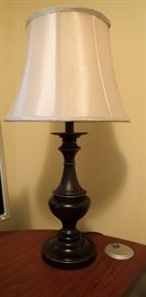 BLACK LAMP WITH SHADE