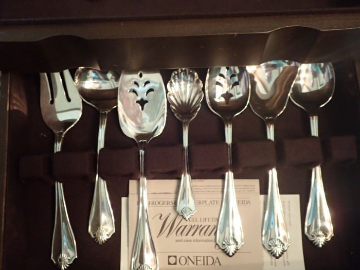 ONEIDA FLATWARE